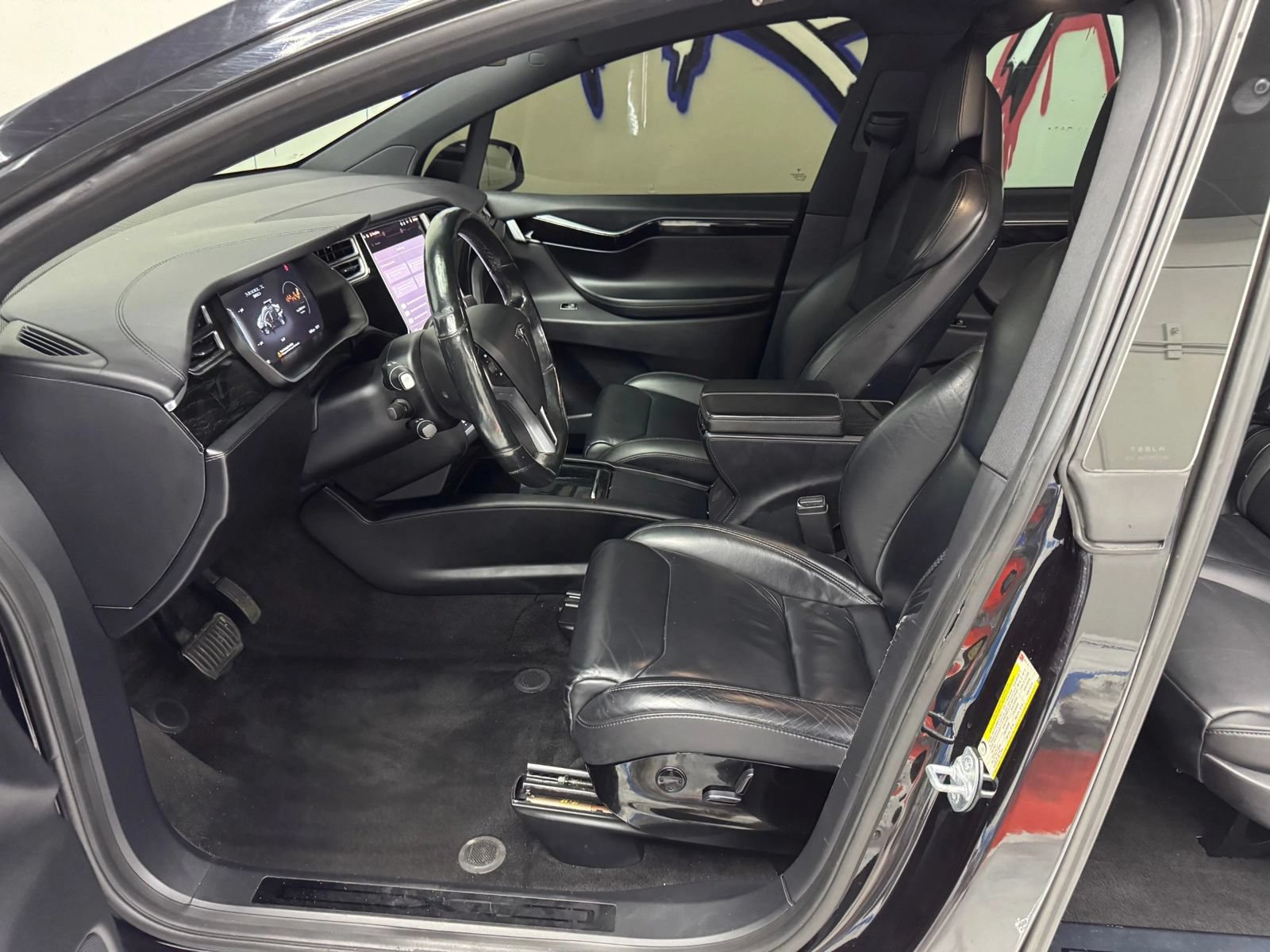 Used 2016 Tesla Model X 90D AWD/4WD image 17