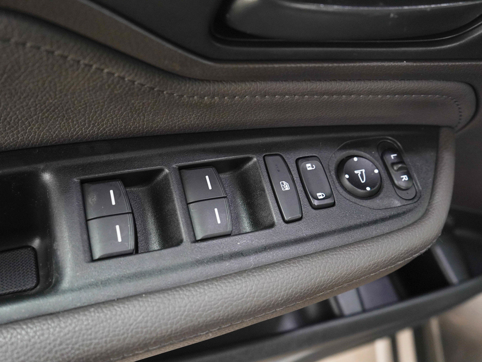 Used 2018 Honda Odyssey Touring image 23