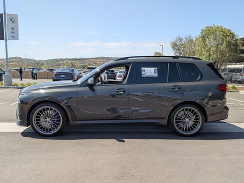 Certified 2025 BMW ALPINA XB7 AWD/4WD image 5