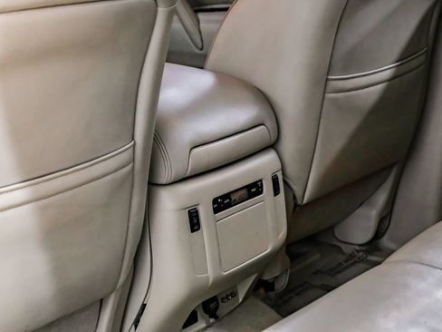 Used 2016 INFINITI QX80 2WD w/ Driver's Assistance Package image 48