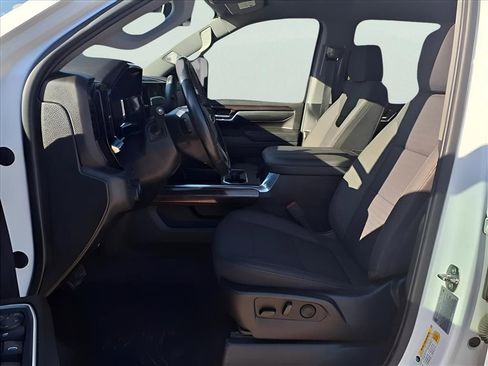 Used 2024 Chevrolet Silverado 3500 LT w/ Convenience Package image 13