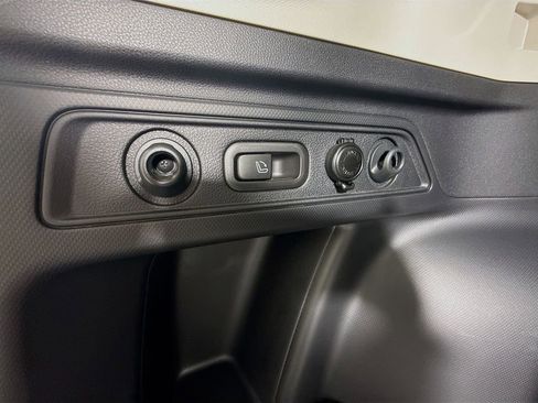 Used 2024 Subaru Forester Limited image 34