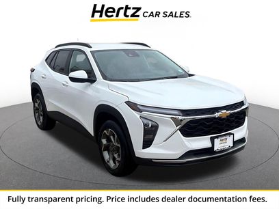 Used 2025 Chevrolet Trax LT
