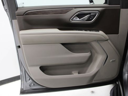 Used 2021 Chevrolet Tahoe LT image 16