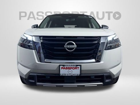 Certified 2024 Nissan Pathfinder SL AWD/4WD image 2