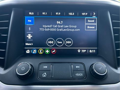 Used 2021 GMC Acadia SLE w/ Driver Convenience Package FWD image 27