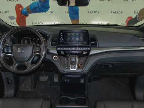 Used 2025 Honda Odyssey Sport-L image 3