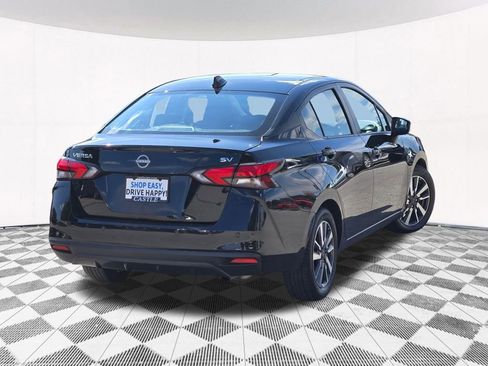 Used 2023 Nissan Versa SV image 14