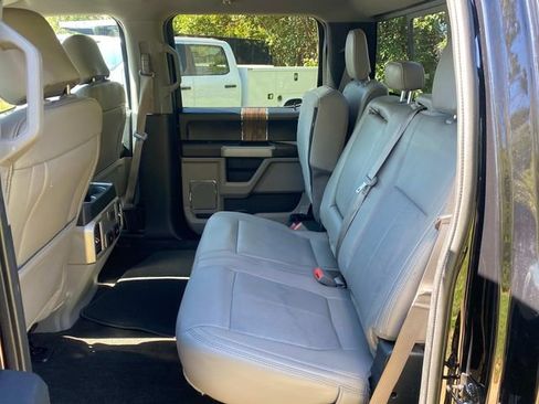 Used 2020 Ford F150 Lariat image 9