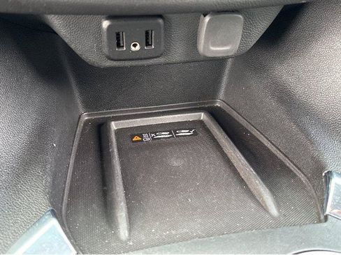 Used 2023 Chevrolet Traverse LT w/ LPO, Floor Liner Package AWD/4WD image 29