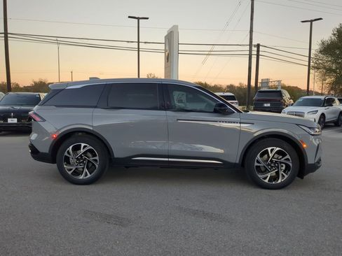 New 2026 Lincoln Nautilus Premier w/ Equipment Group 102A image 2