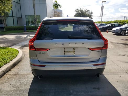 Used 2019 Volvo XC60 T5 Momentum w/ Protection Package FWD image 5