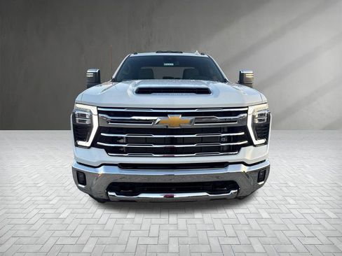 New 2026 Chevrolet Silverado 3500 LTZ w/ LTZ Convenience Package image 8