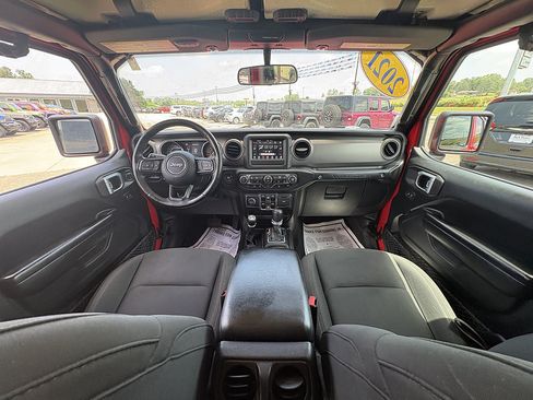 Used 2021 Jeep Wrangler Unlimited Sport AWD/4WD image 20