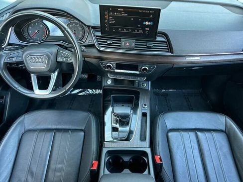 Used 2023 Audi Q5 2.0T Premium w/ Convenience Package AWD/4WD image 16