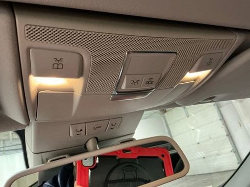 Used 2013 Mercedes-Benz SL 550 SL 550 image 19