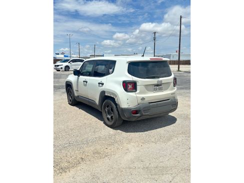 Used 2015 Jeep Renegade Sport w/ Power & Air Group FWD image 6