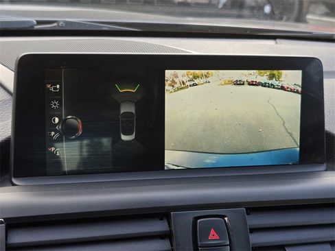 Used 2017 BMW 230i Convertible image 22