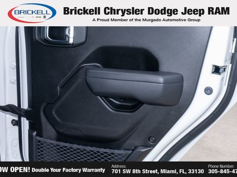 Used 2025 Jeep Gladiator Sport AWD/4WD image 13