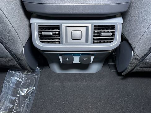 Used 2025 Ford F150 XLT w/ Equipment Group 302A MID image 25