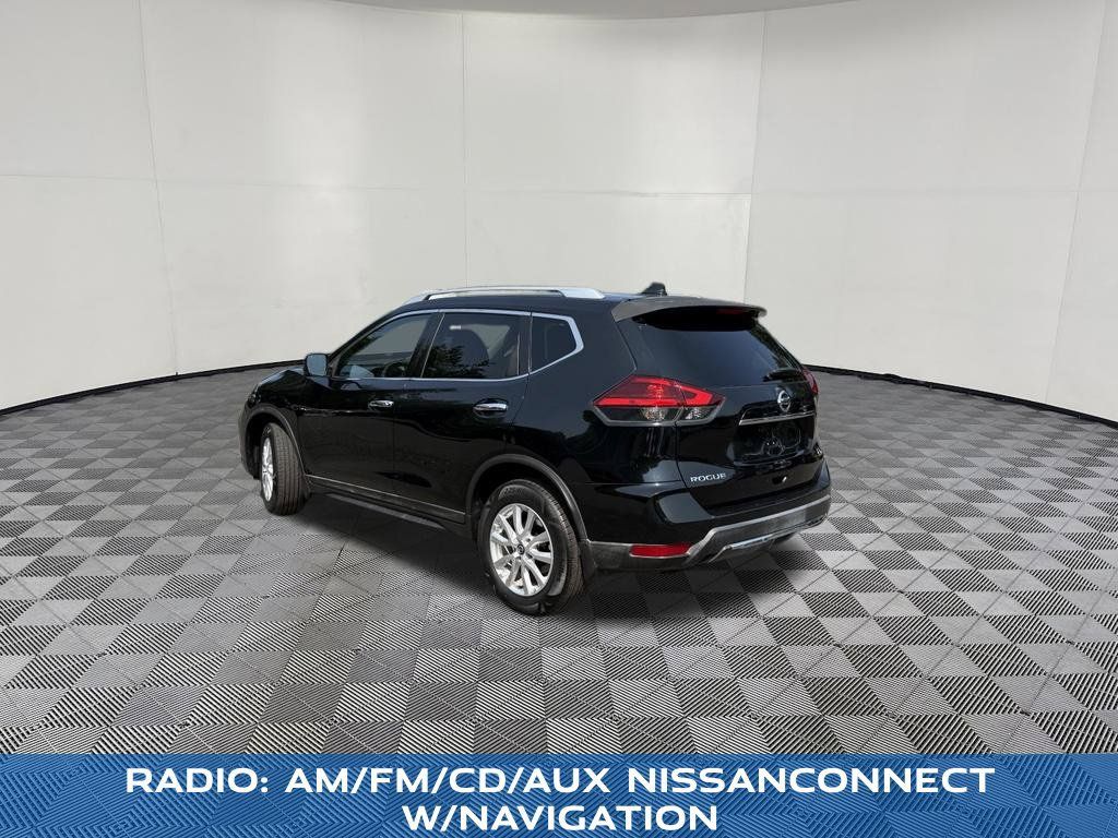Used 2017 Nissan Rogue SV w/ SV Premium Package FWD image 10