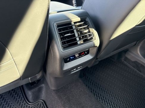 New 2026 Volkswagen Tiguan SEL R-Line AWD/4WD image 29