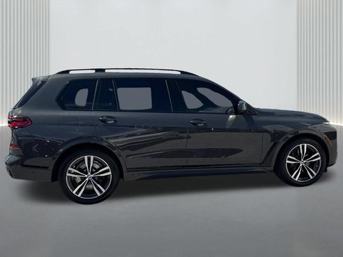 Used 2024 BMW X7 xDrive40i w/ M Sport Package AWD/4WD image 4