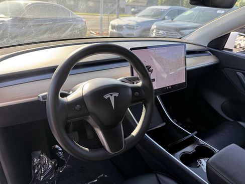 Used 2020 Tesla Model Y Long Range AWD/4WD image 16