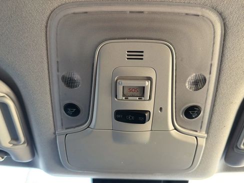Used 2022 Toyota Prius Prime XLE FWD image 20