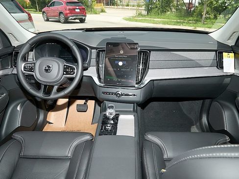 New 2026 Volvo XC90 T8 Ultra w/ Protection Package Premier AWD/4WD image 26