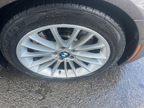 Used 2015 BMW 750Li xDrive AWD/4WD image 44