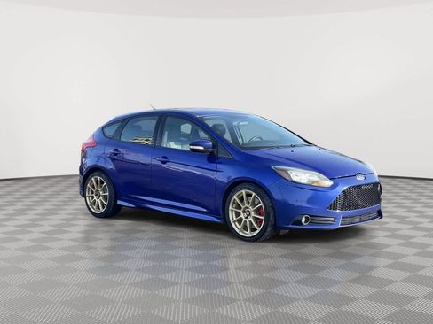 Used 2014 Ford Focus ST w/ Equipment Group 201A image 2