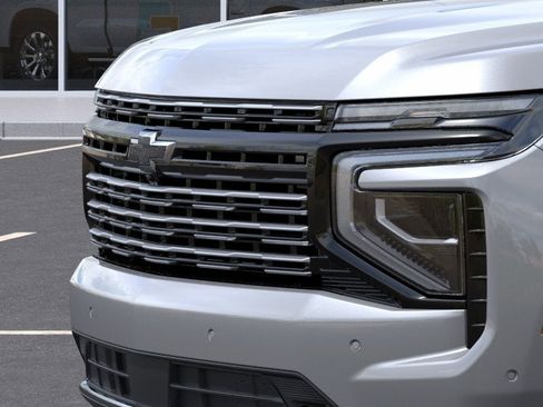 New 2026 Chevrolet Suburban High Country AWD/4WD image 37