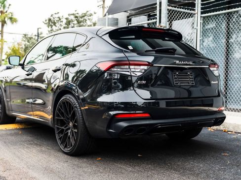 Used 2021 Maserati Levante S GranSport AWD/4WD image 8
