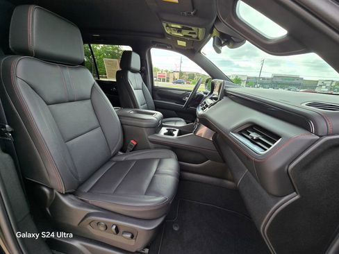 Used 2024 Chevrolet Tahoe RST w/ Luxury Package image 12