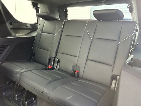 New 2026 Cadillac Escalade Luxury image 14