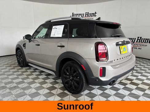 Used 2024 MINI Cooper Countryman S w/ Signature Upholstery Package FWD image 9
