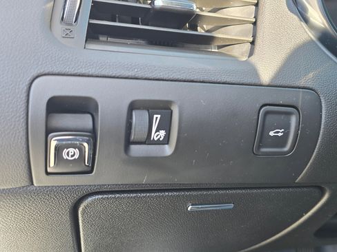 Used 2019 Chevrolet Impala LT image 25