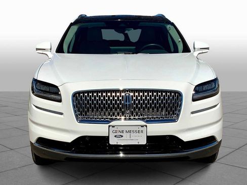 Used 2022 Lincoln Nautilus Reserve FWD image 4