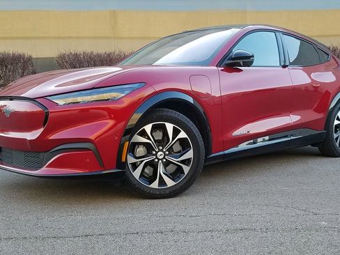 Used 2021 Ford Mustang Mach-E Premium image 1