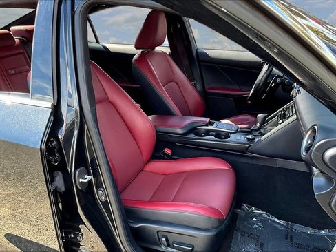Used 2022 Lexus IS 300 AWD w/ Premium Package image 29