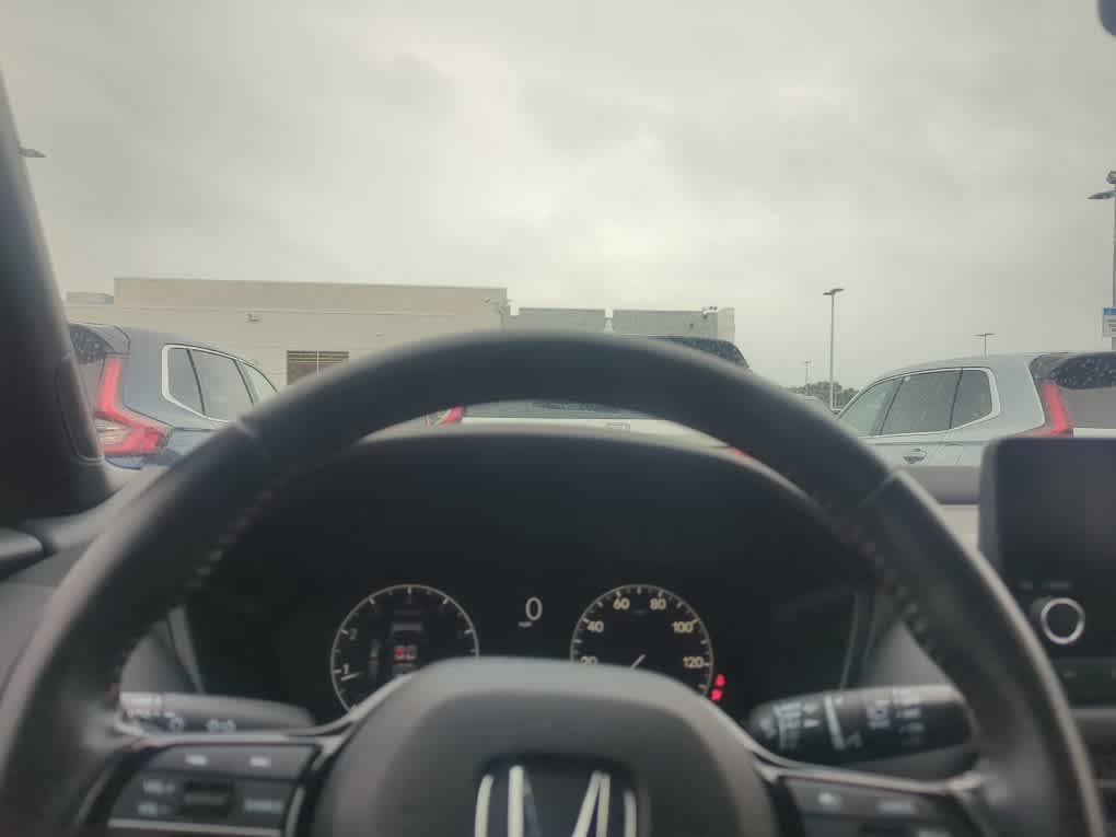 Used 2025 Honda HR-V Sport image 11