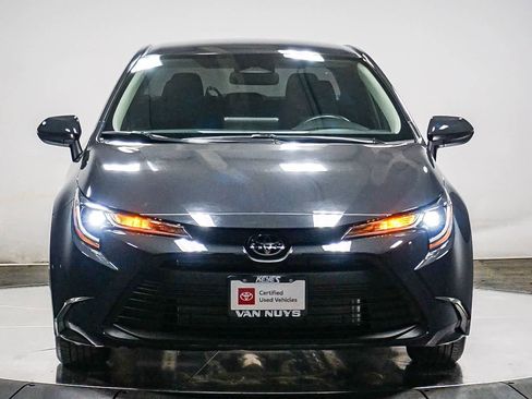 Certified 2025 Toyota Corolla LE FWD image 7