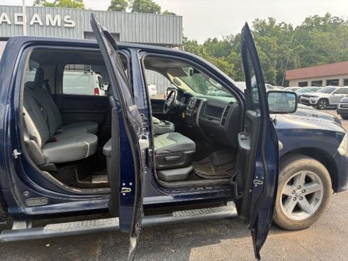 Used 2014 RAM 1500 Express RWD image 11
