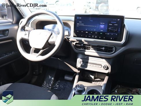 Used 2025 Ford Bronco Sport Big Bend AWD/4WD image 13