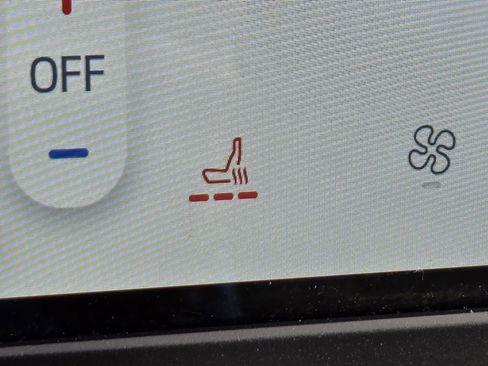 Used 2022 Ford Edge SEL image 14