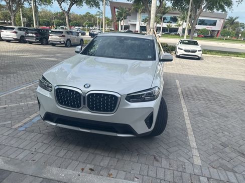 Used 2023 BMW X4 xDrive30i w/ Premium Package image 4