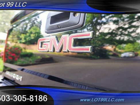 Used 2016 GMC Sierra 2500 Denali w/ Duramax Plus Package AWD/4WD image 35