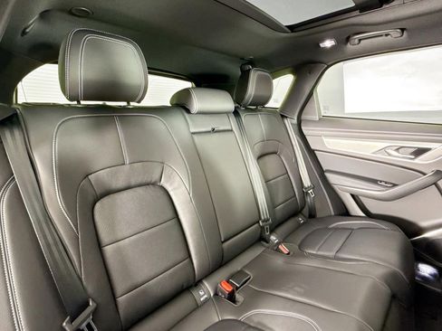 Certified 2025 Jaguar F-PACE R-Dynamic S image 15