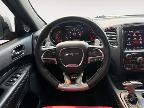 Used 2018 Dodge Durango SRT w/ Technology Group AWD/4WD image 12